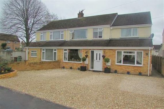 4&nbsp;Bedroom&nbsp;Semi-Detac...